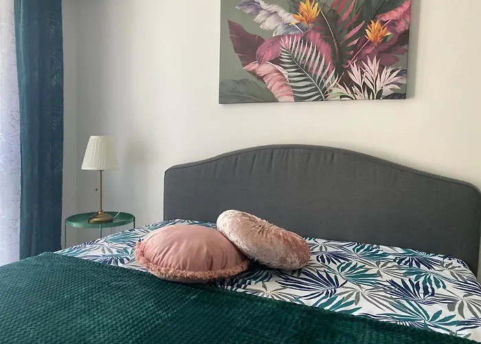 Paradiso 'в' 403 Fancy Apartment *