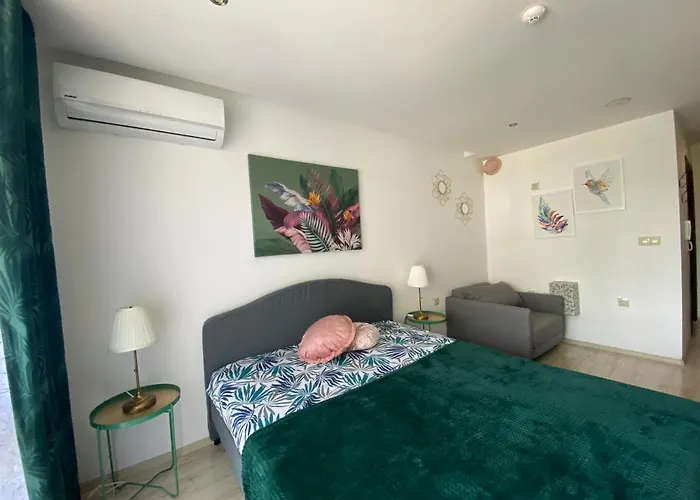 Paradiso 'в' 403 Fancy Apartment Nesebar